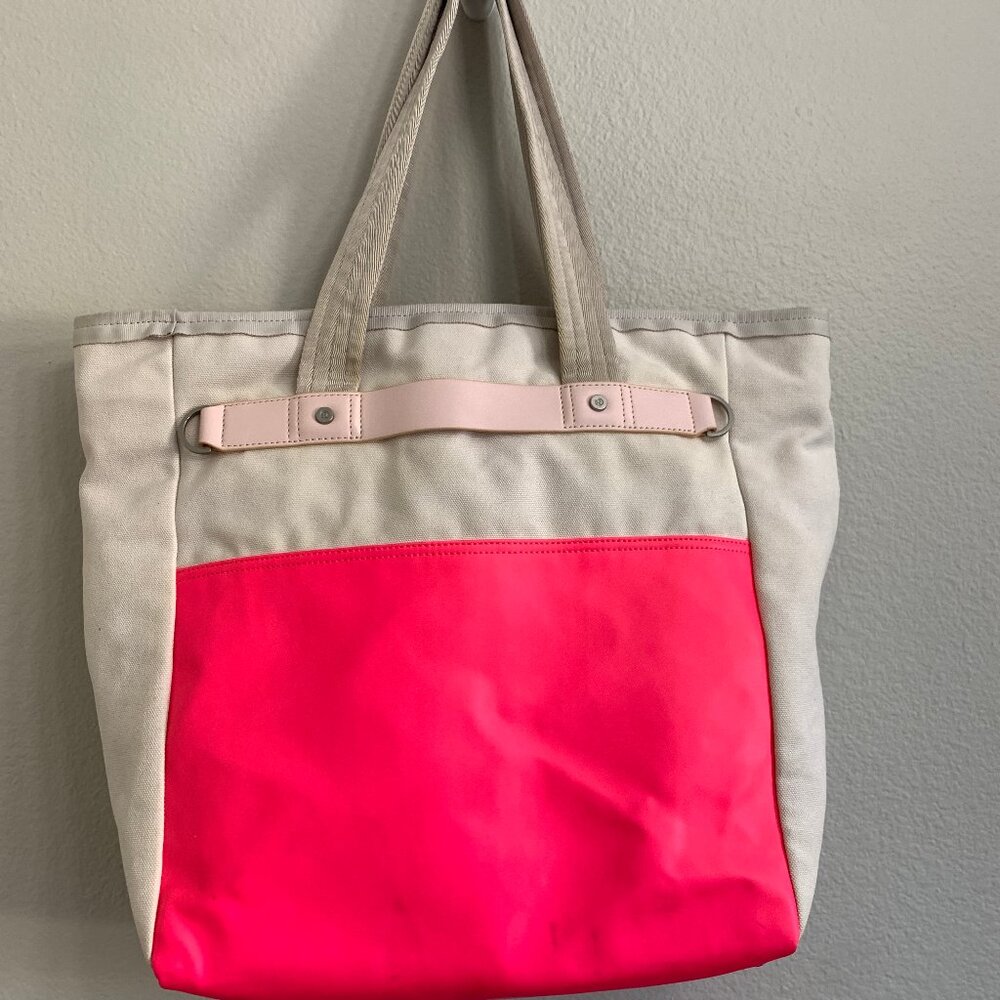 Lululemon GYM Bag Women Handbags/Crossbody Get Zen'd Pink & Biege Color Large